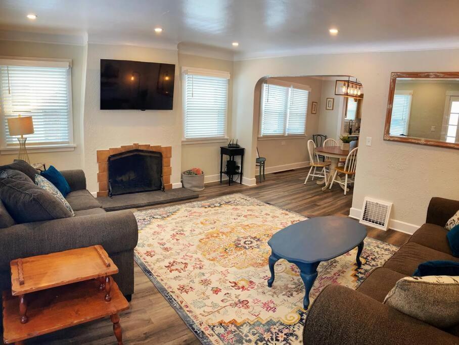 Centrally Located, Family And Furry Friendly Fun! Yakima Eksteriør billede
